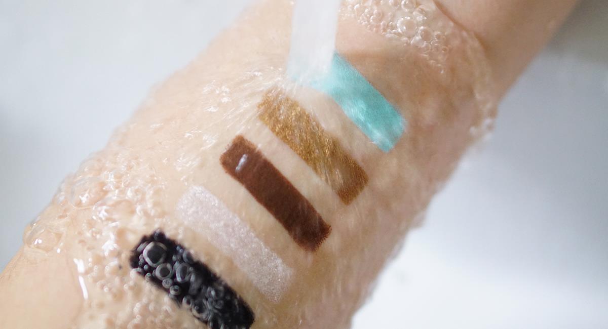Waterproof: 3 cosas que debes saber si usas maquillaje a prueba de agua. Foto: Shutterstock