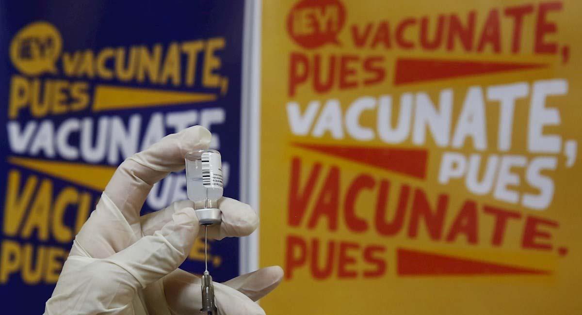 La vacunación en Colombia sigue su curso. Foto: EFE