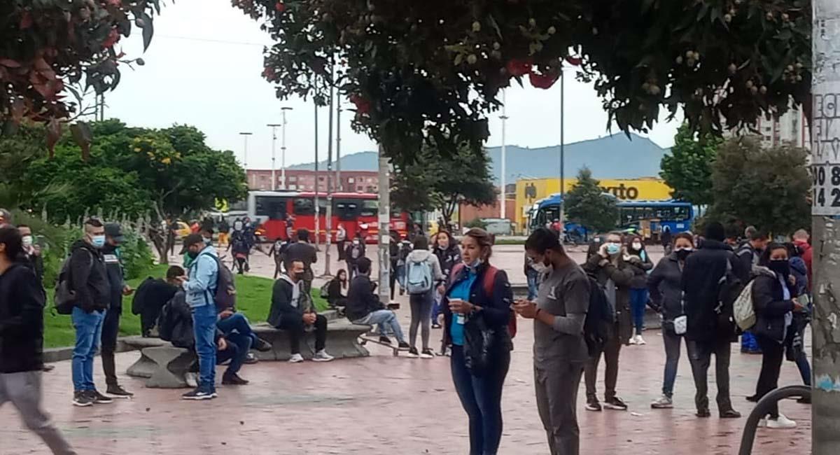 Los habitantes de Suba denuncian la ausencia de buses de TransMilenio en el sector. Foto: Twitter / @johnpalmers