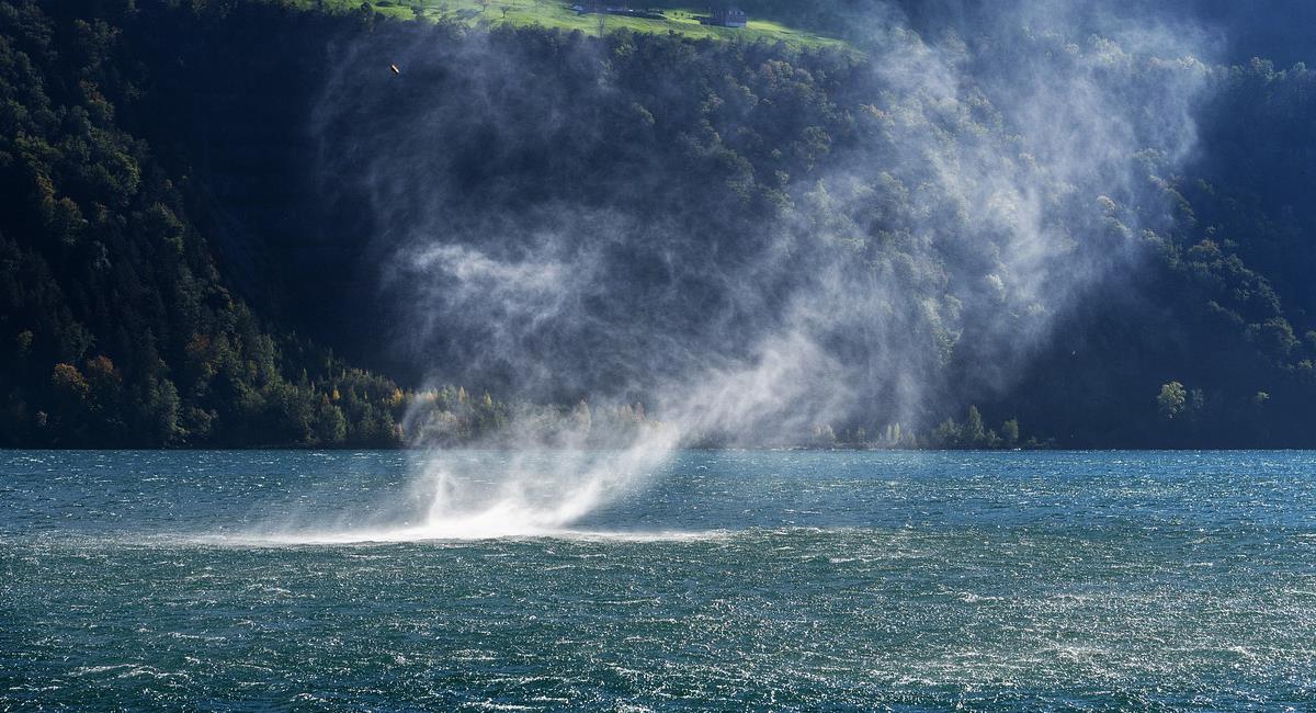 Un extraño fenómeno meteorológico se presenta en un lago de Ruanda causando gran sorpresa entre sus visitantes. Foto: Pixabay