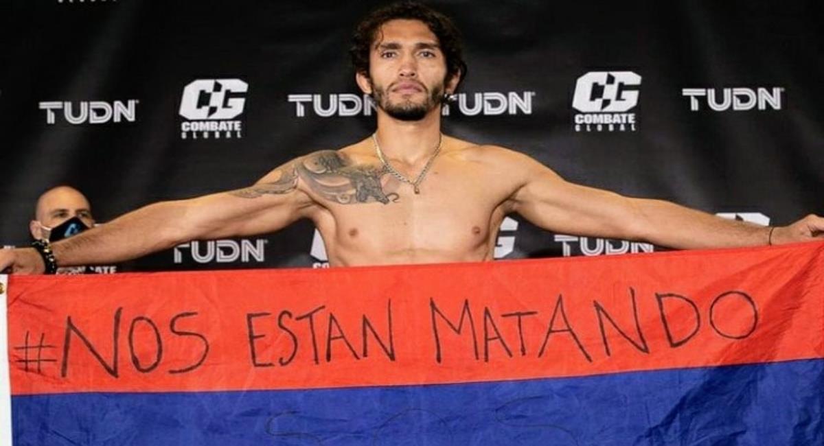 El luchador colombiano Javier Blair ganó y pidió un SOS por Colombia en la  MMA