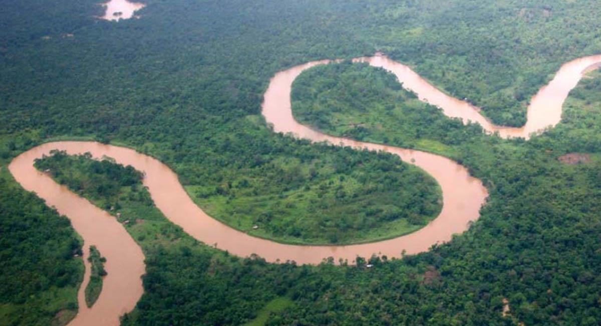 El Río Atrato es el tercero, más navegable de Colombia. Foto: Twitter @Antioquiantrip