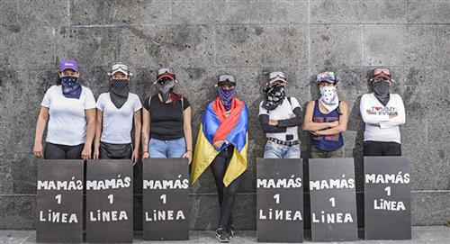 ESMAD ataca a las “mamás de primera línea” en manifestación en Bogotá