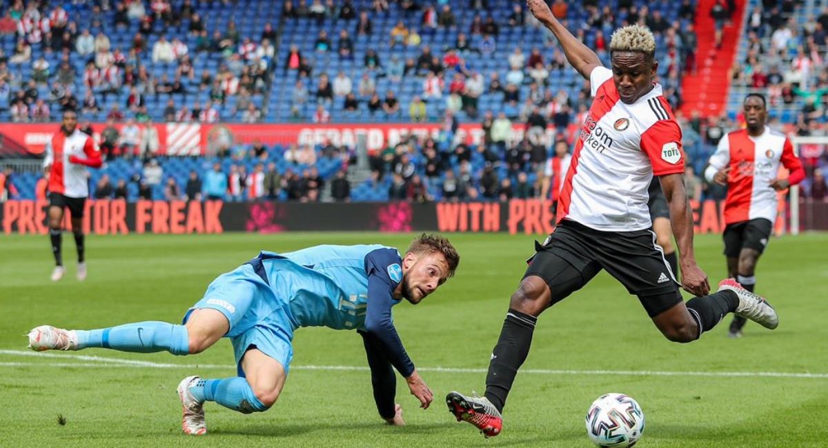 Gol del colombiano Luis Sinisterra con Feyenoord. Foto: Twitter Prensa redes Feyenoord.