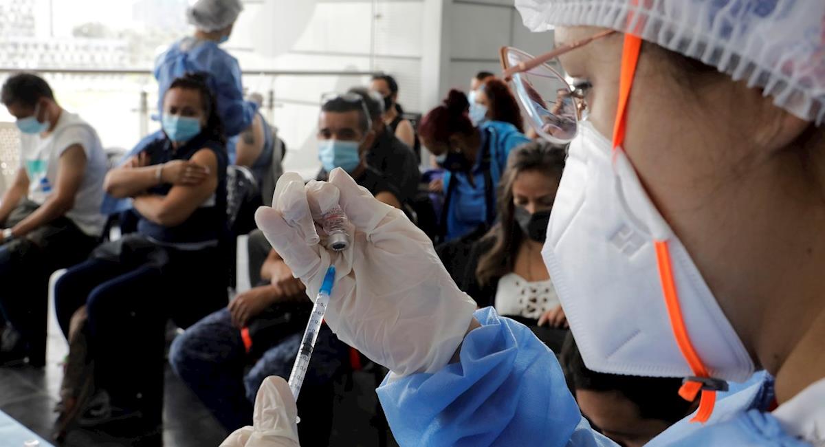 Colombia vive uno de los meses más críticos por la pandemia. Foto: EFE