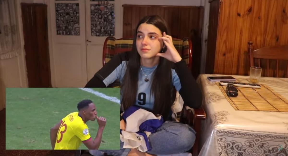 Youtuber uruguaya molesta con jugadores de la Selección Colombia. Foto: Youtube Alaska.