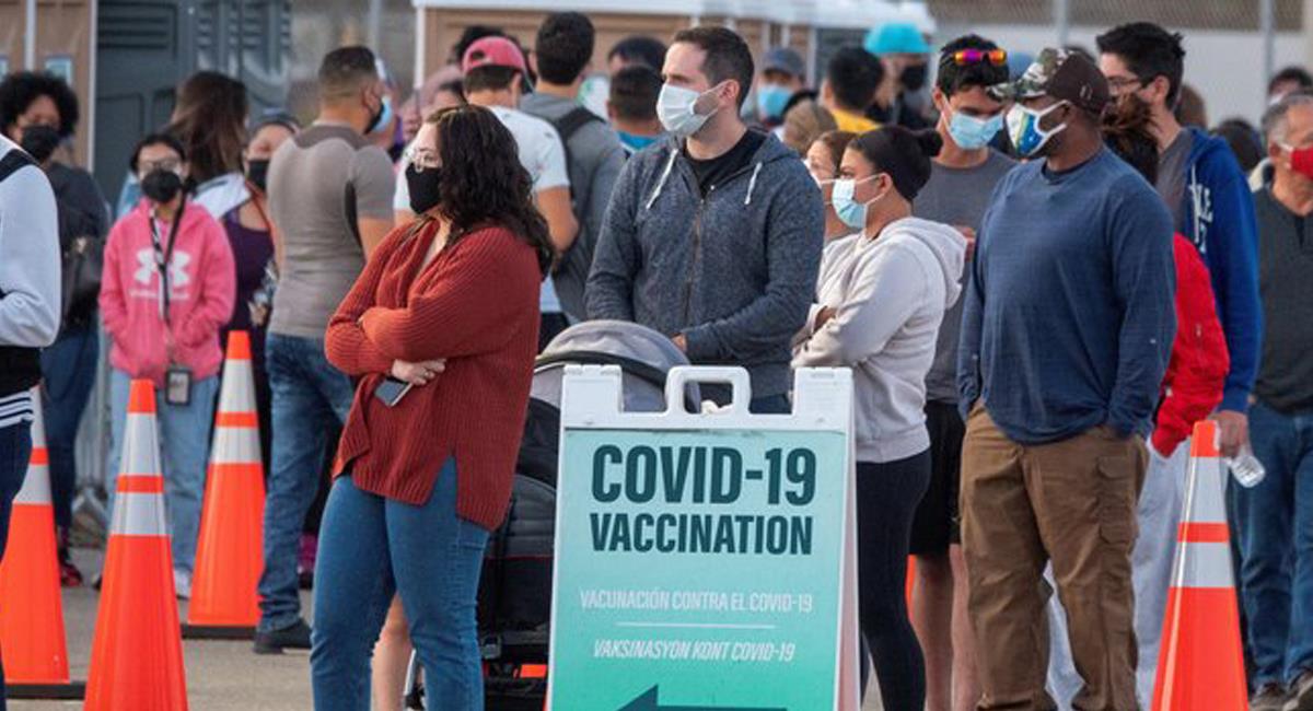 En Estados Unidos las autoridades buscan que toda su población se vacune cuanto antes contra la COVID-19. Foto: Twitter @lopezdoriga