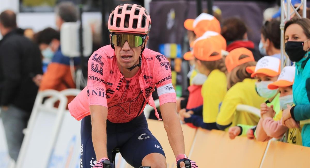 Rigoberto Urán se aseguró un puesto en el top 10 del Tour de Francia. Foto: EFE