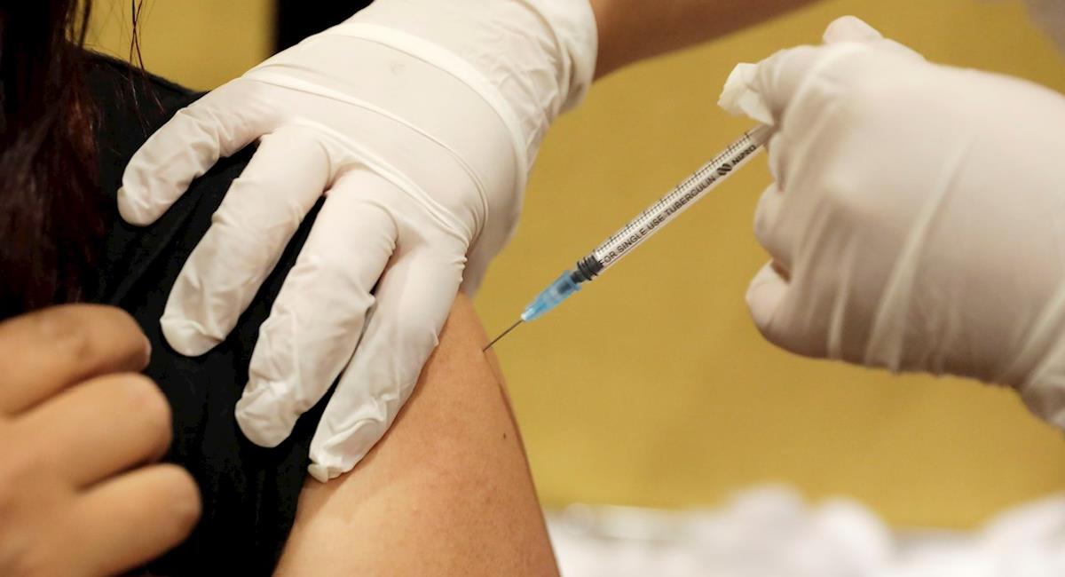 Vacunas para privados terminaría debido al avance del gobierno. Foto: EFE