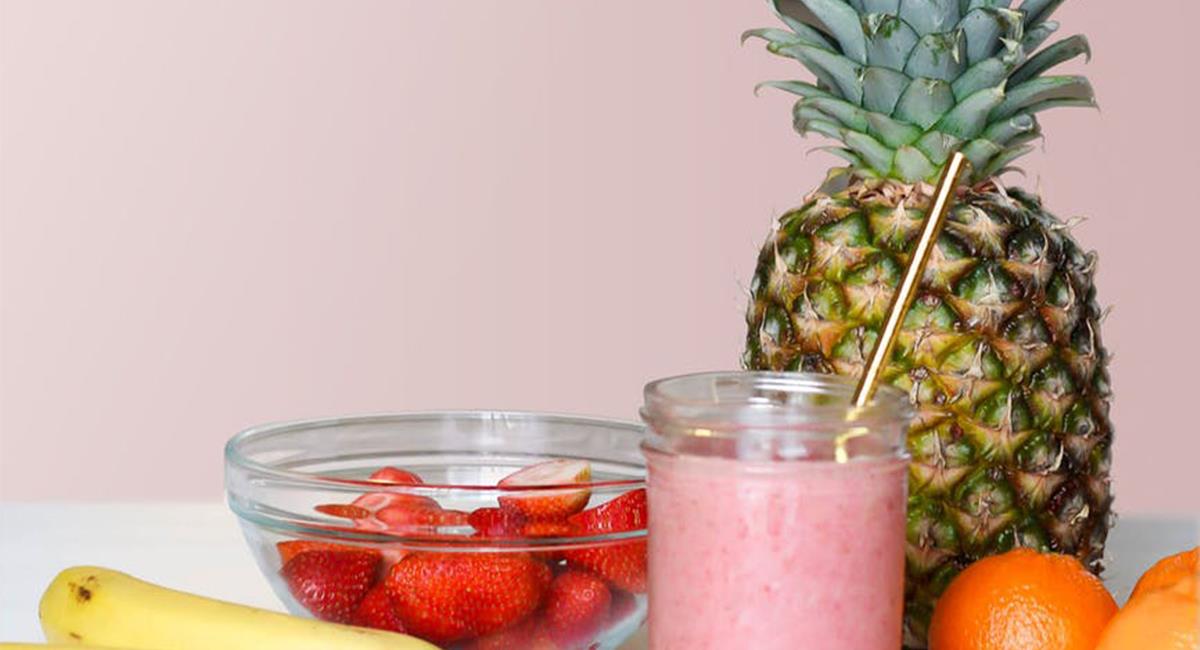 La combinación de frutas y verduras, son la nueva 'era' de los jugos desintoxicantes y son 'poderosos'. Foto: Pixabay