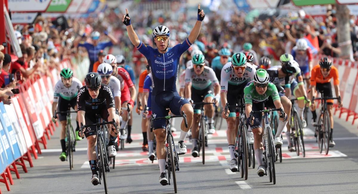 Fabio Jakobsen se quedó con la etapa 8 de la Vuelta a España. Foto: EFE