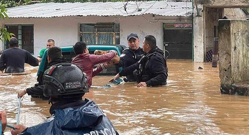 Huracán Grace deja de momento siete muertos y tres desaparecidos en Xalapa, México