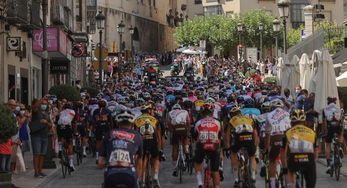 Sigue en vivo la Vuelta a España. Foto: EFE