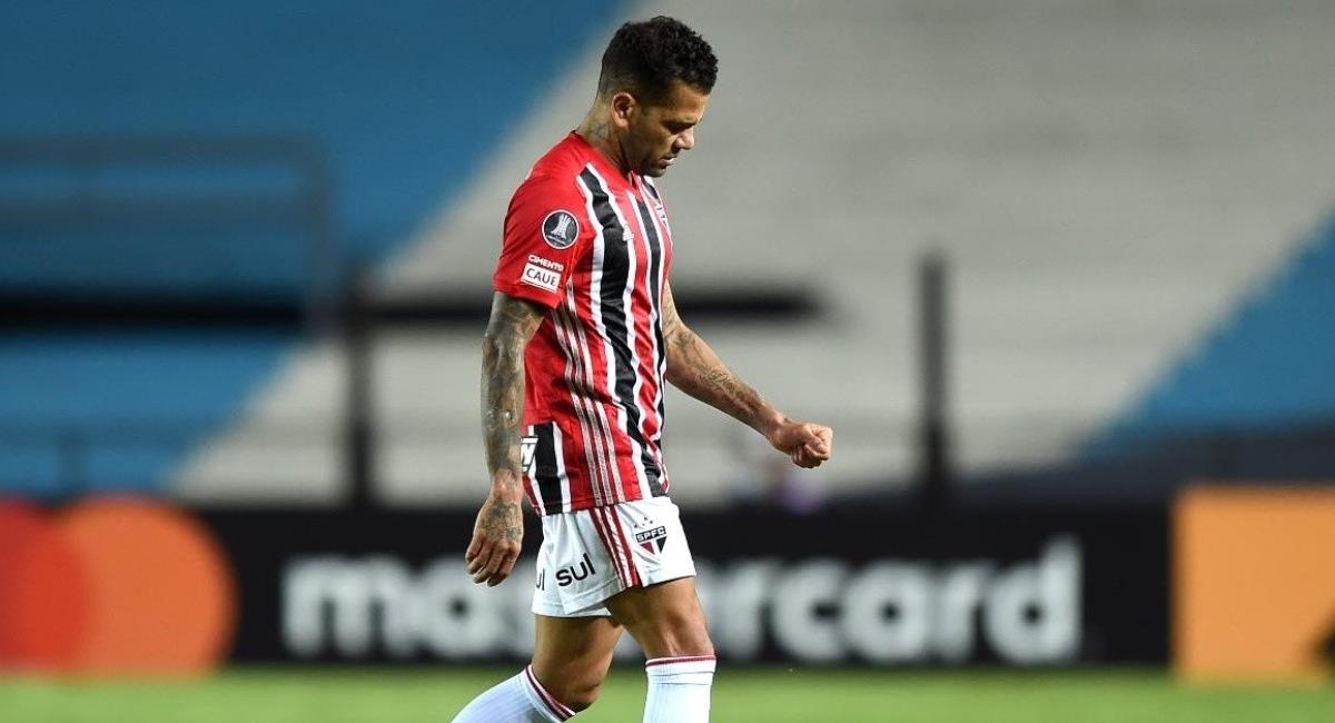 Dani Alves no es más jugador del Sao Paulo. Foto: Getty Images