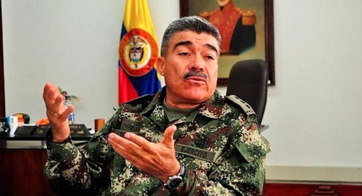 Henry Torres Escalante, general del Ejército retirado. Foto: Twitter @kavilando