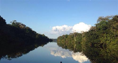 Reserva Natura Park, el destino para 'bañarse' en barro 'azul' en Amazonas