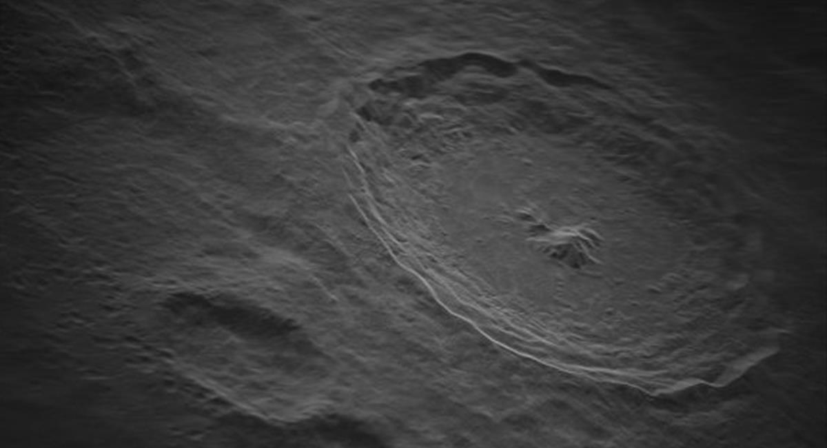 Los detalles del cráter, se ven espectacular con esta nueva fotografía desde la Tierra. Foto: Twitter
