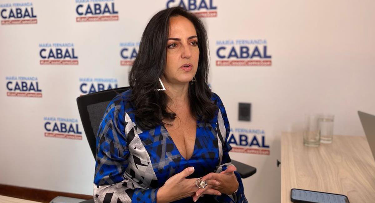 La senadora caleña María Fernanda Cabal es una de las figuras mediáticas del partido Centro Democrático. Foto: Twitter @Horadelaverdad
