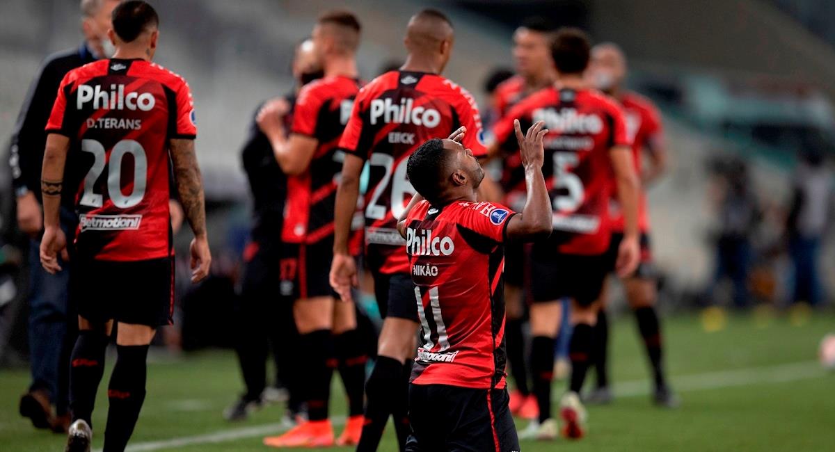 Paranaense superó a Peñarol y se clasificó a la final de la CONMEBOL Sudamericana. Foto: EFE