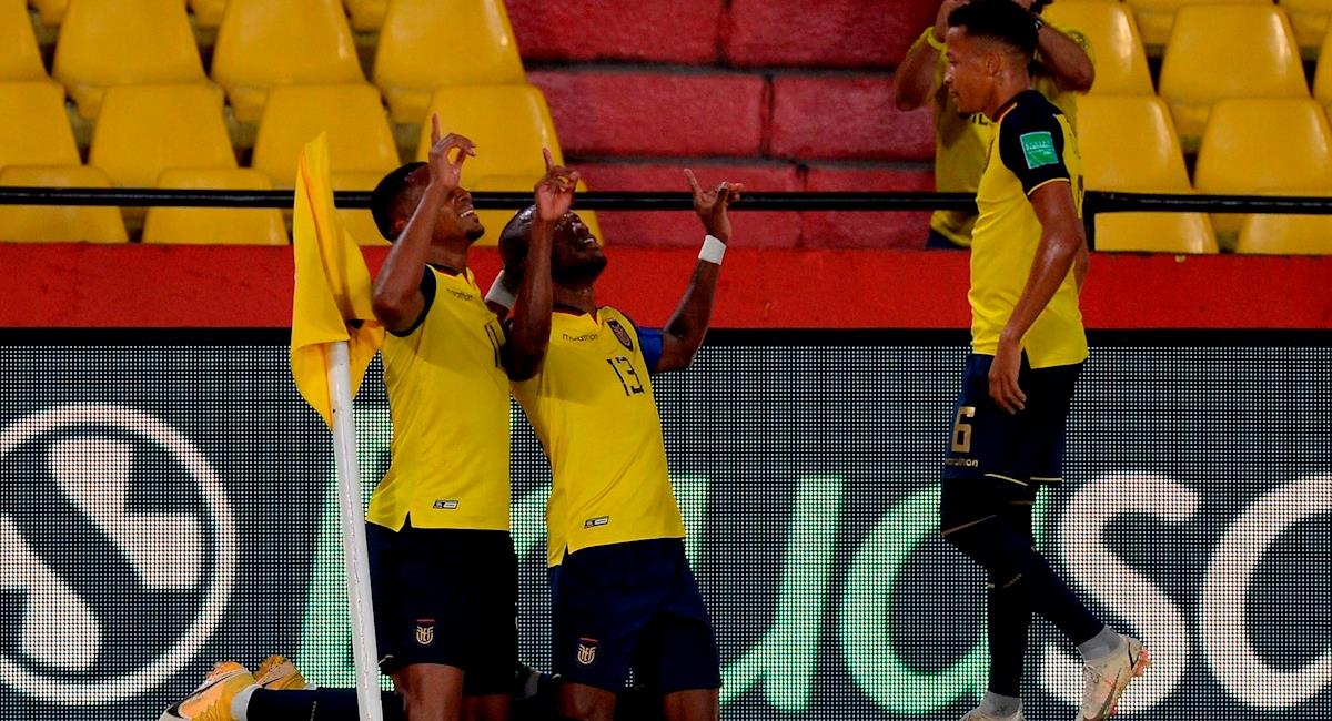Ecuador goleó a Bolivia y se aferra al sueño de llegar a Catar 2022. Foto: EFE