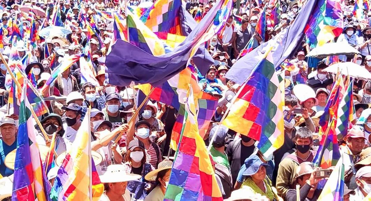 La oposición boliviana quería un paro nacional pero el apoyo popular al presidente Luis Arce fue mayoritario. Foto: Twitter @AndronicoRod
