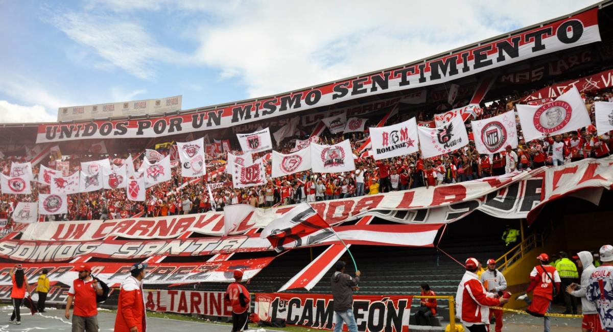 Seguidores cardenales no dejarán ingresar hinchas de Millonarios. Foto: Independiente Santa Fe