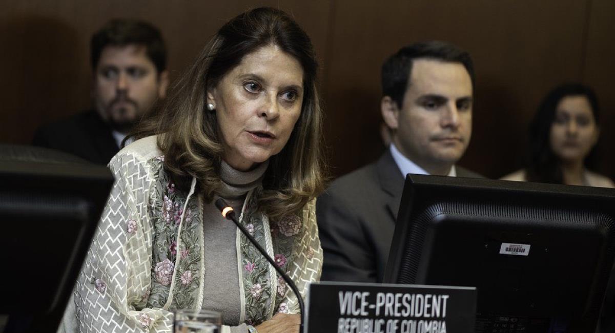 Insultan a la Vicepresidenta Marta Lucía Ramírez en el consulado de Nueva York. Foto: Twitter @mujica_michel