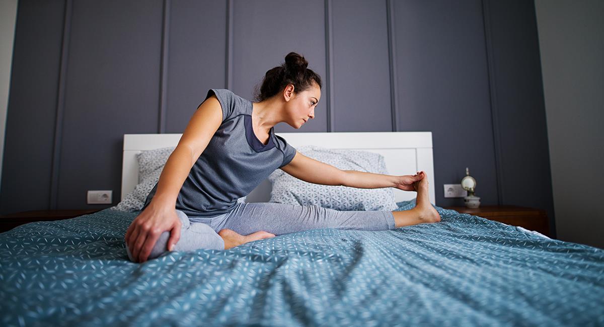 4 ejercicios para aumentar glúteos que puedes hacer en la cama. Foto: Shutterstock