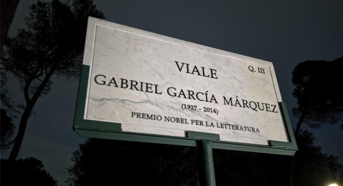 La nueva calle en Roma se inauguró en honor a Gabo. Foto: Twitter