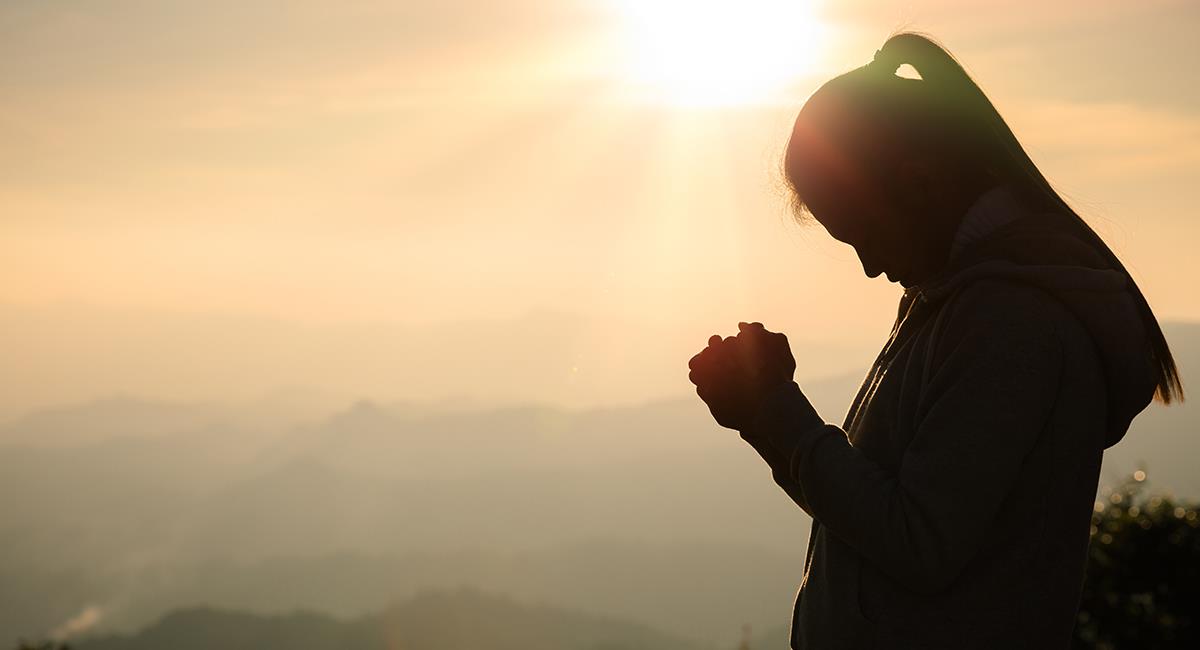 Poderosa oración para solucionar graves problemas de amor. Foto: Shutterstock