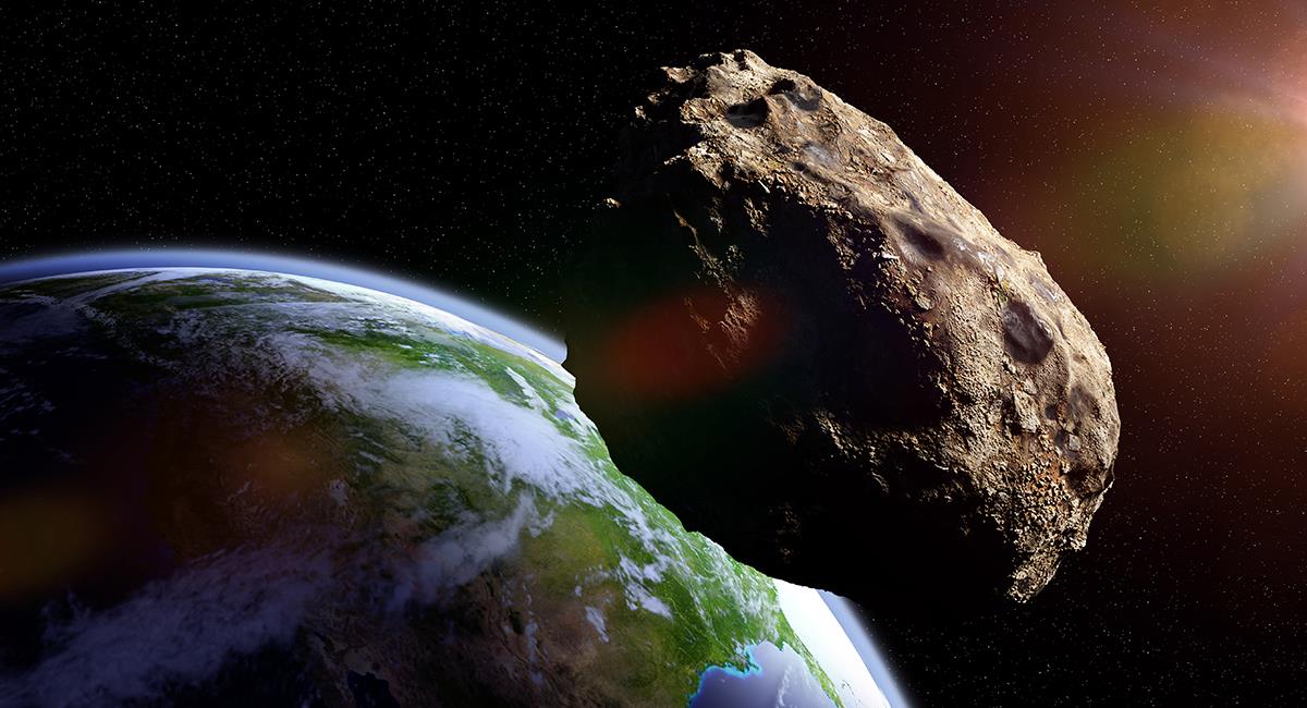 Asteroide del tamaño de la Torre Eiffel se dirige hacia la Tierra, según la NASA. Foto: Shutterstock