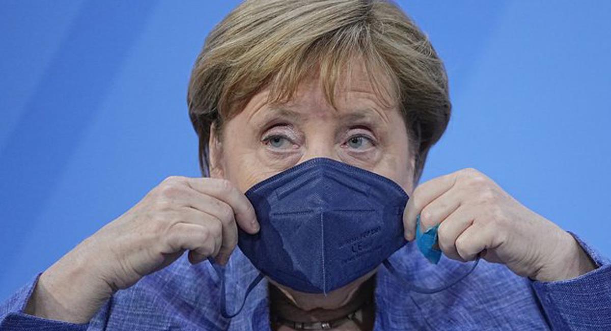 La canciller saliente Angela Merkel califica la situación de la COVID-19 en Alemania como terrible. Foto: Twitter @Reuters