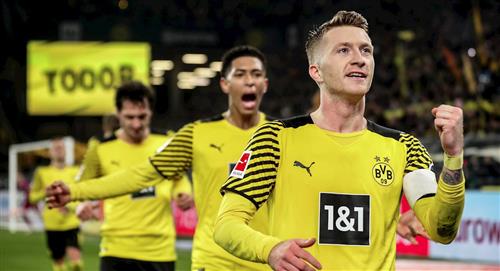 Reus le dio la victoria al Dortmund que se pone a un punto del Bayern