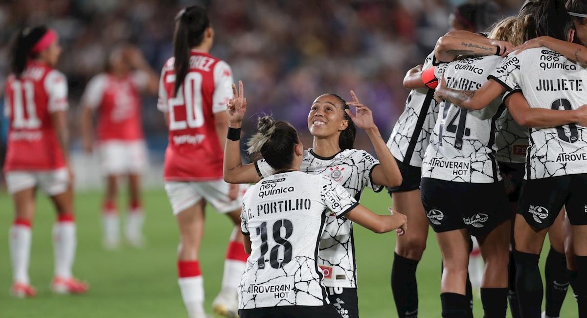 Corinthians superó a Santa Fe en la final de la Libertadores Femenina. Foto: EFE