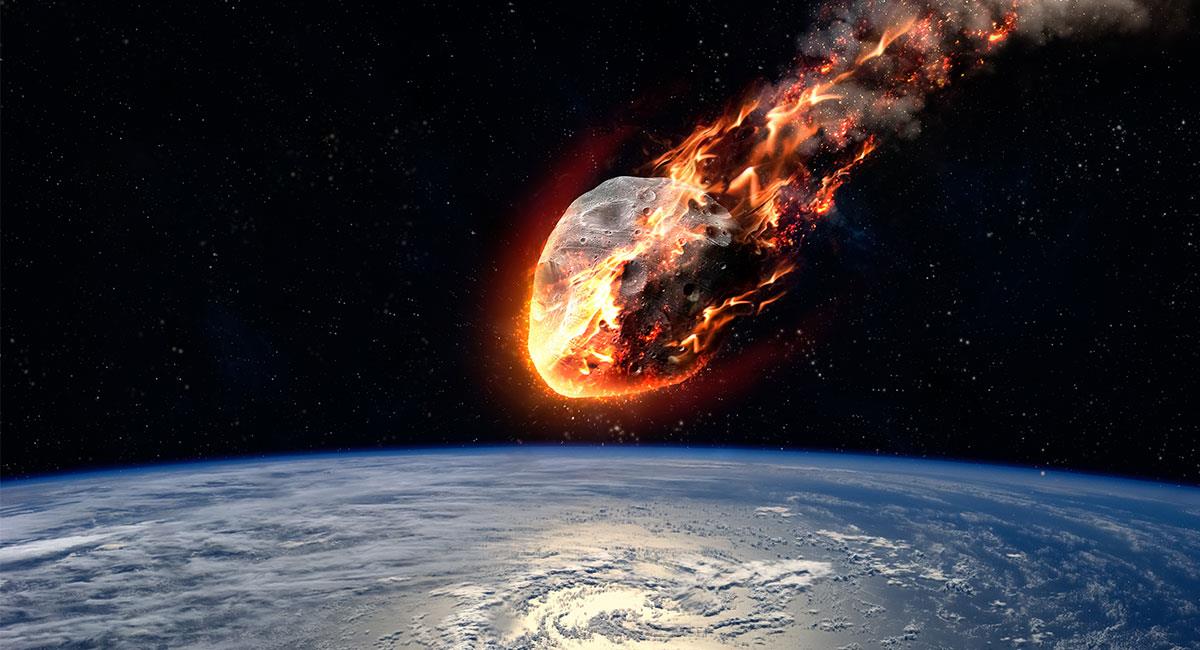 Los científicos siguen estudiando un posible choque de meteoros contra la Tierra. Foto: Shutterstock