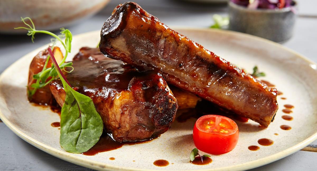 Costillas de cerdo a la coca cola, una receta práctica y apetitosa. Foto: Shutterstock
