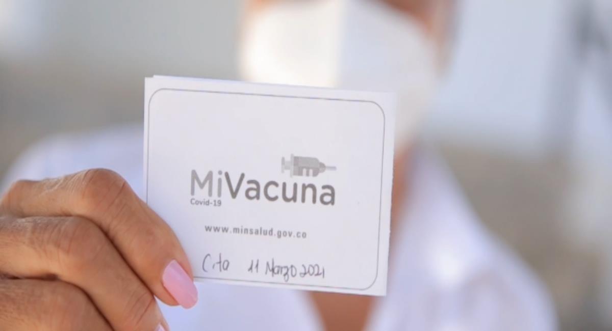 Vacunación contra la COVID-19. Foto: Ministerio de Salud