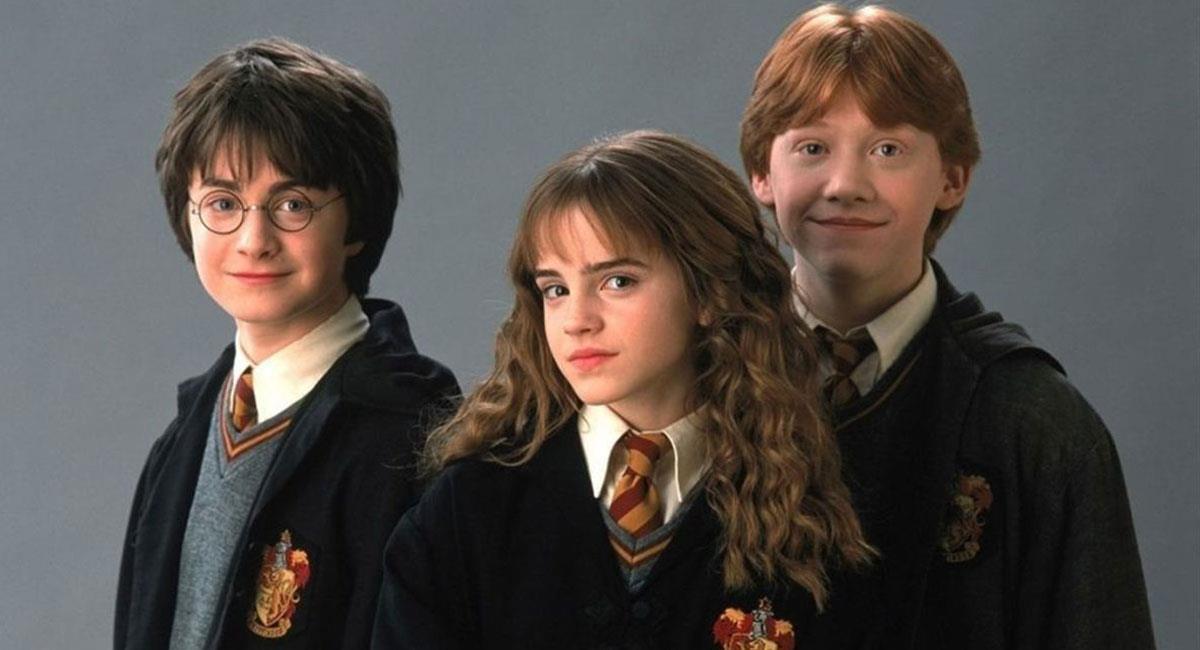 Los protagonistas de "Harry Potter" celebran los 20 años del lanzamiento de la saga en cines. Foto: Twitter @HarryPotterFilm
