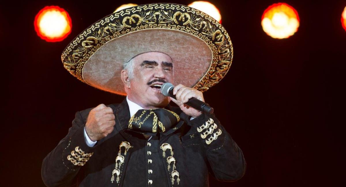 Muere el cantante Vicente Fernández a los 81 años. Foto: Twitter