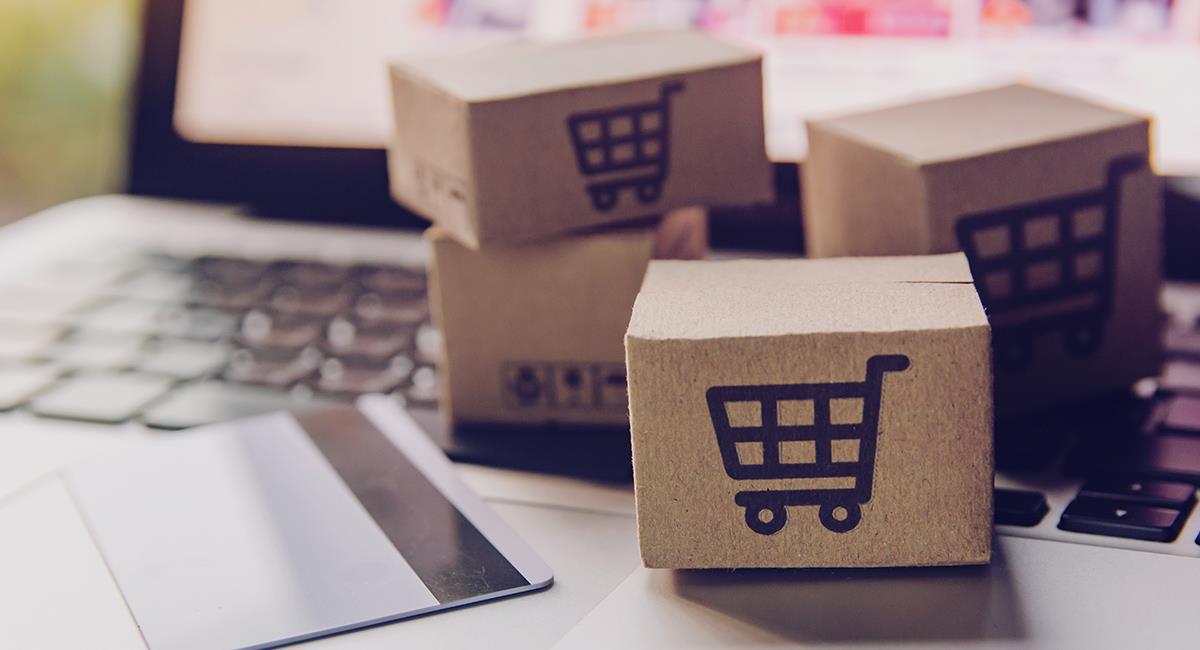 Cada vez que una persona hace compras online, debe verificar estos pasos para no quedar expuestos a estafas. Foto: Shutterstock