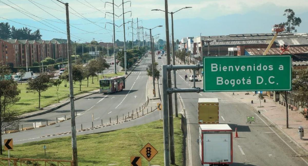 Así funcionará el pico y placa regional este lunes festivo.
. Foto: Twitter @Bogota