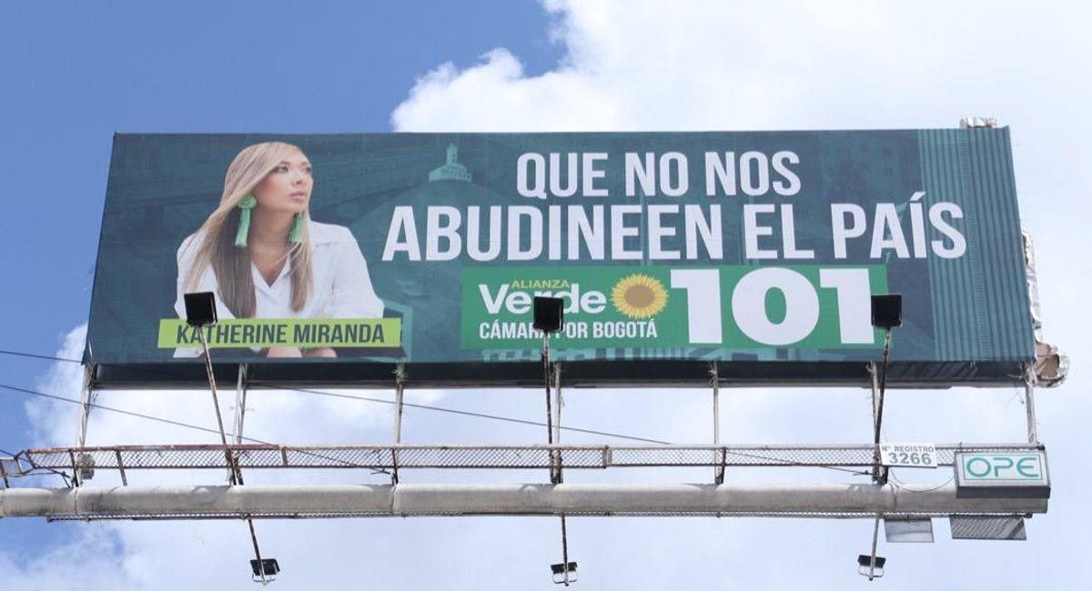 Karen Abudinen ya ha hecho denuncias en contra del Partido Verde por usar mal su apellido. Foto: Twitter @sanpatito84
