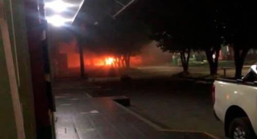Saravena: un muerto y cinco heridos deja atentado con carro bomba