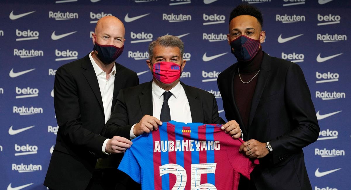 Aubameyang fue presentado en el FC Barcelona. Foto: EFE