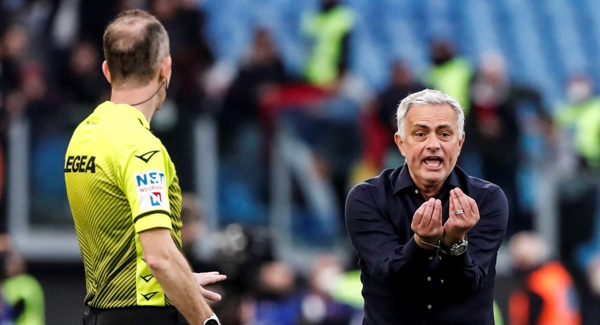 José Mourinho volvió a ser protagonista en la liga italiana. Foto: EFE