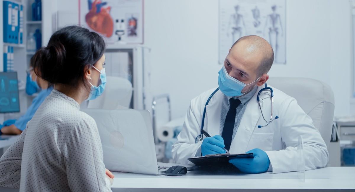 Según la encuesta, la espera puede ser hasta de 15 días para obtener cita médica y odontológica. Foto: Shutterstock