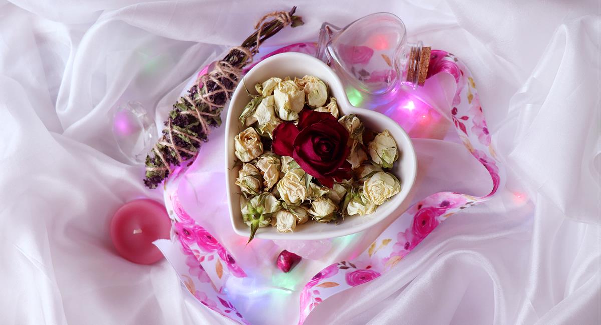 San Valentín: ritual para atraer a tu vida a la persona que quieras. Foto: Shutterstock