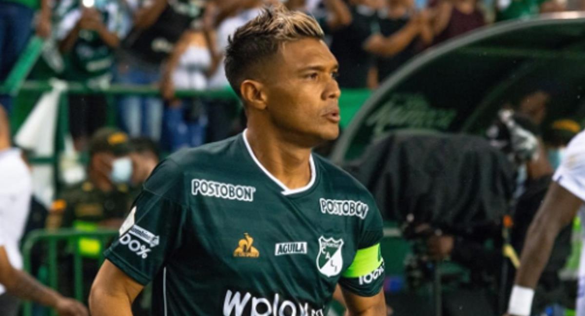 Teófilo Gutiérrez fue sancionado por la Dimayor por incitar a los hinchas del Deportes Tolima. Foto: Instagram Deportivo Cali