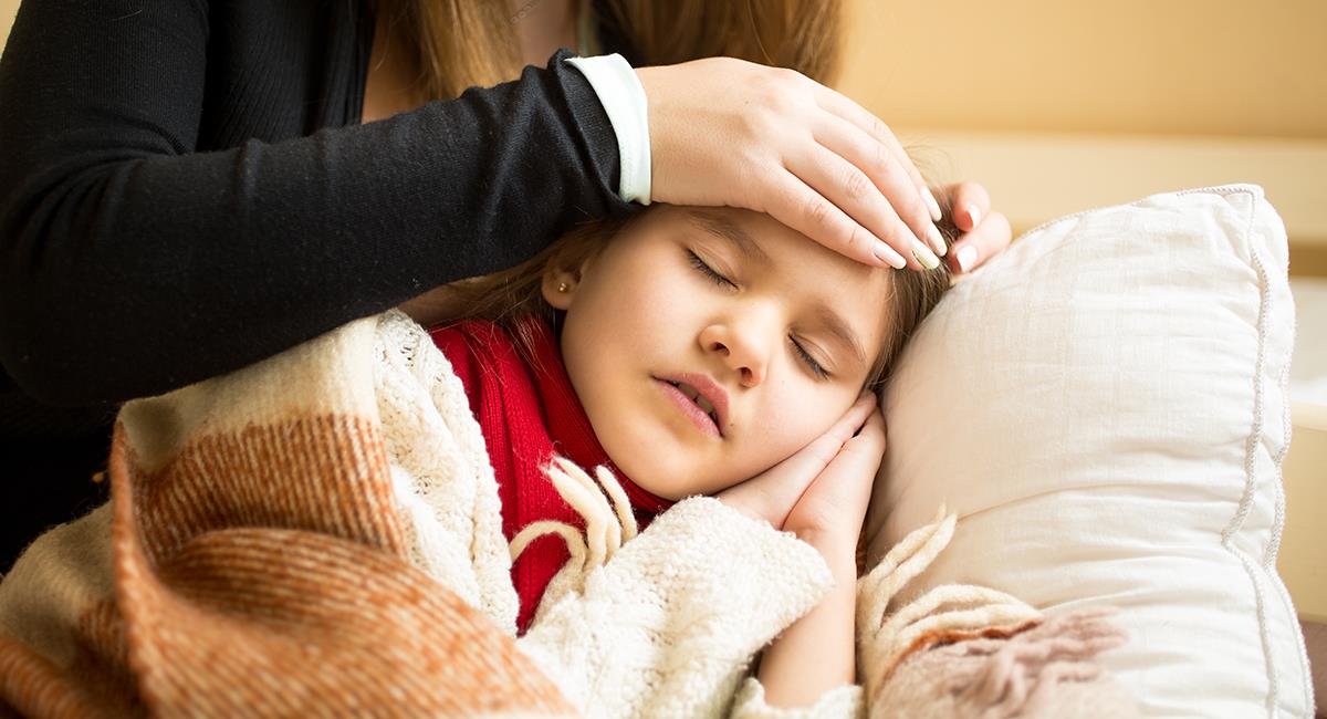 Reza esta oración para pedir que la salud de un niño mejore. Foto: Shutterstock