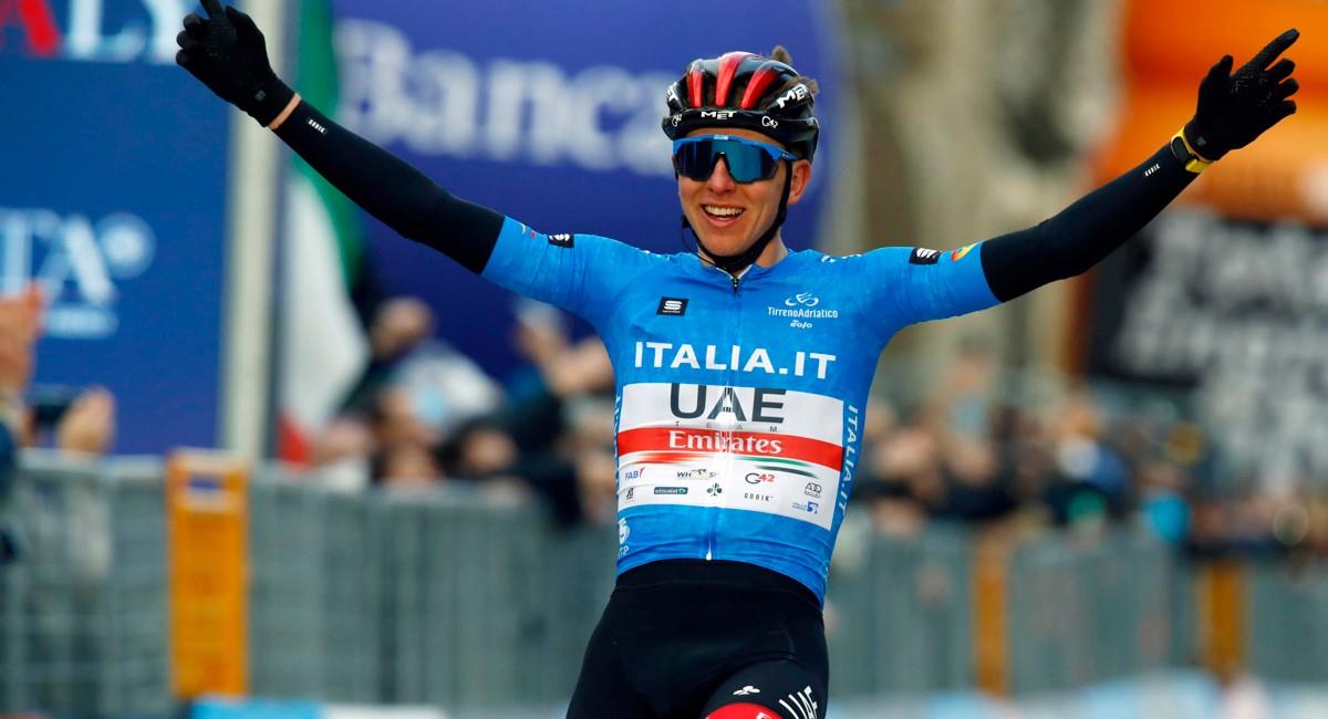 Pogacar se llevó la victoria de la sexta etapa de la Tirreno. Foto: Twitter Tirreno Adriático